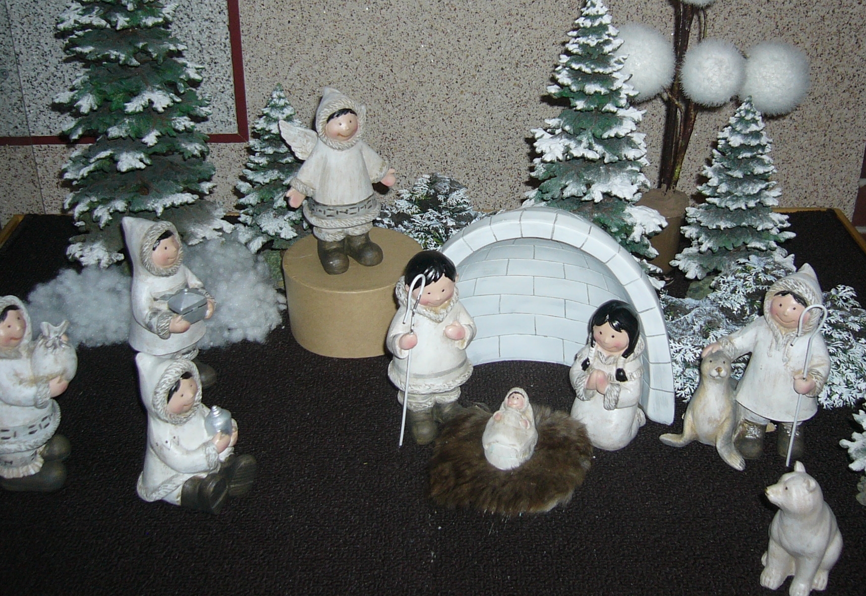 La Crèche de Noël Inuit : Un Récit d'Adaptation et de Transmission